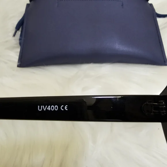 Chunky Frame Color Mirror Lens Oversize Round Sunglasses (Black / Silver) - Picture 4 of 12